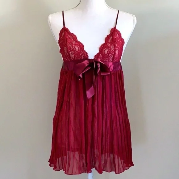 Victoria’s Secret Pleated Babydoll Top